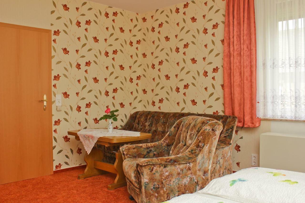 Ferienwohnung Zum Dorfschullehrer Lübbenau Exterior foto
