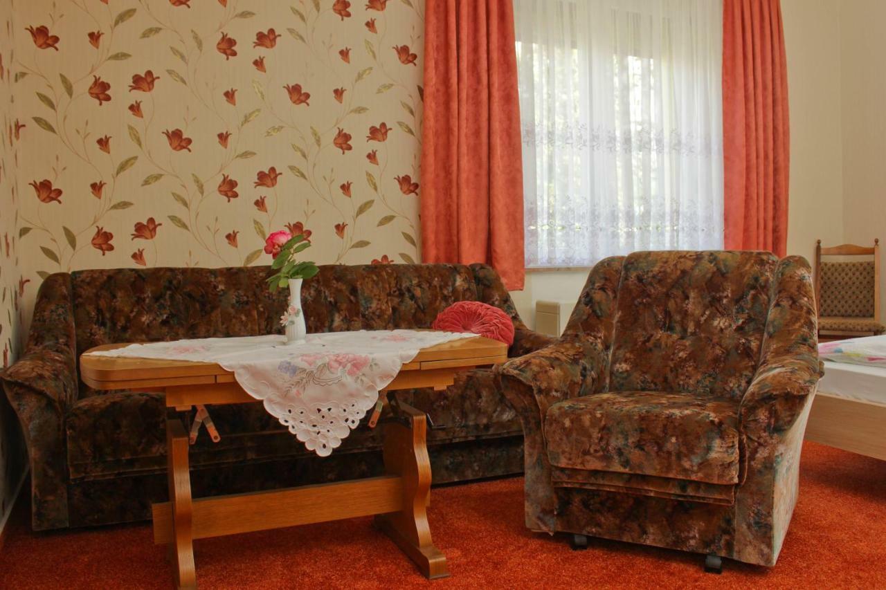 Ferienwohnung Zum Dorfschullehrer Lübbenau Exterior foto